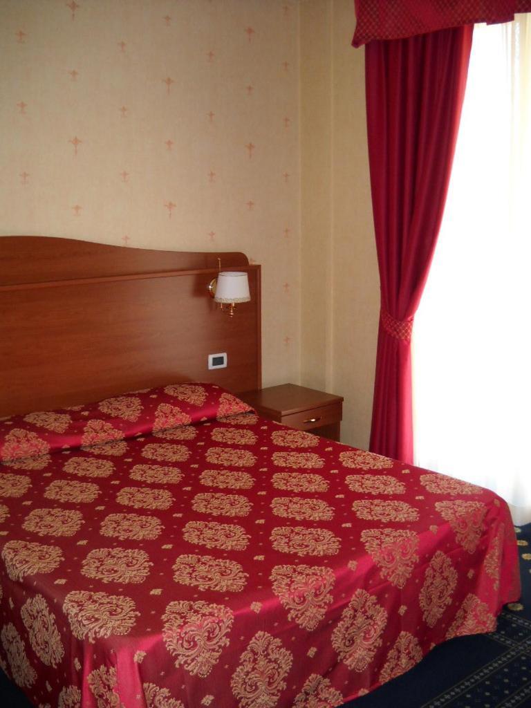 Hotel Rigolfo Moncalieri Extérieur photo